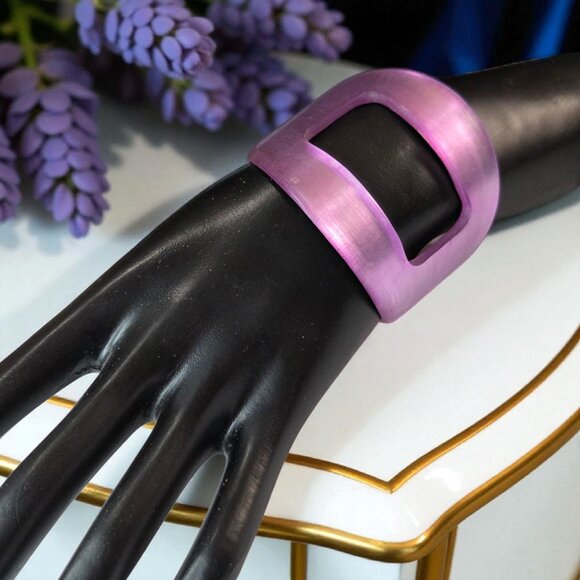 ALEXIS BITTAR Chunky Wide LILAC Carved Lucite Cuff Bangle Bracelet - Picture 2 of 6